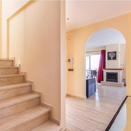 Luxury Villa - La Pia Seaview 토록스 외부 사진