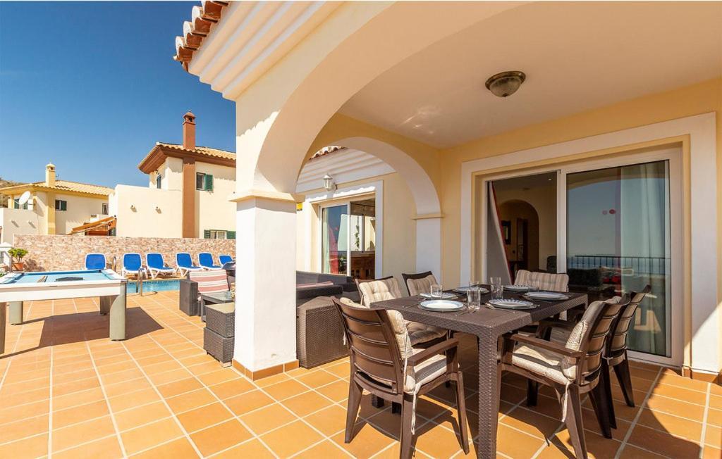 Luxury Villa - La Pia Seaview 토록스 외부 사진